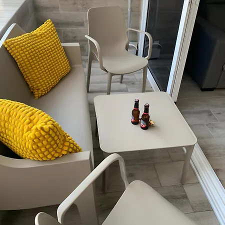Molinos 1983 Apartment *